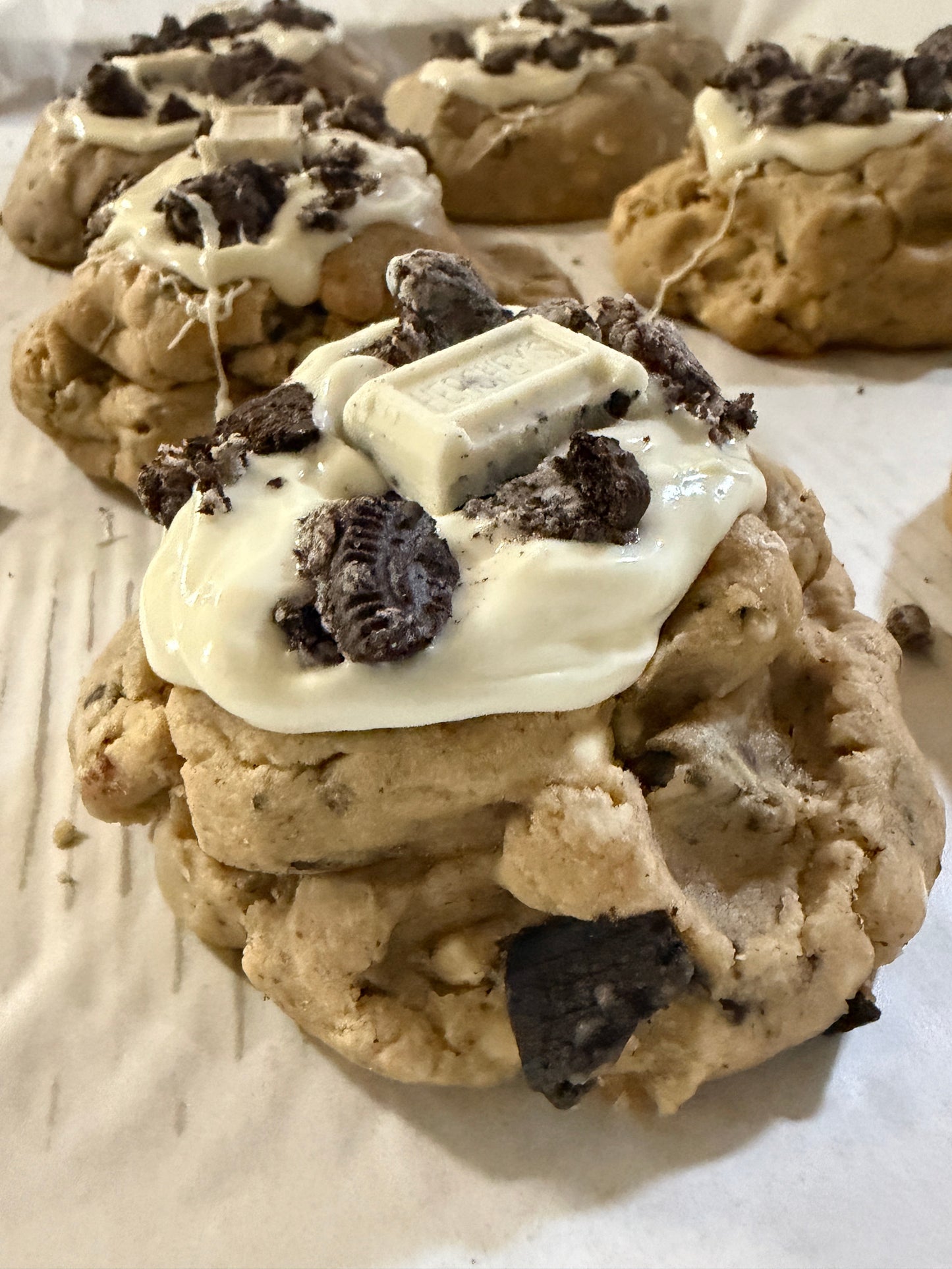 Cookies & Cream Cookie